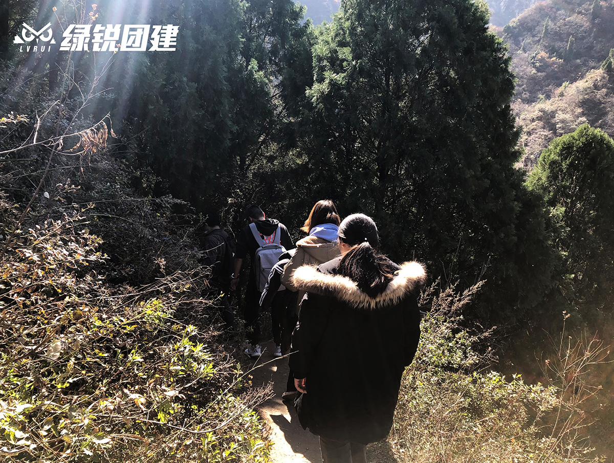 北京神州视翰、上海米健西安办事处--小五台团建