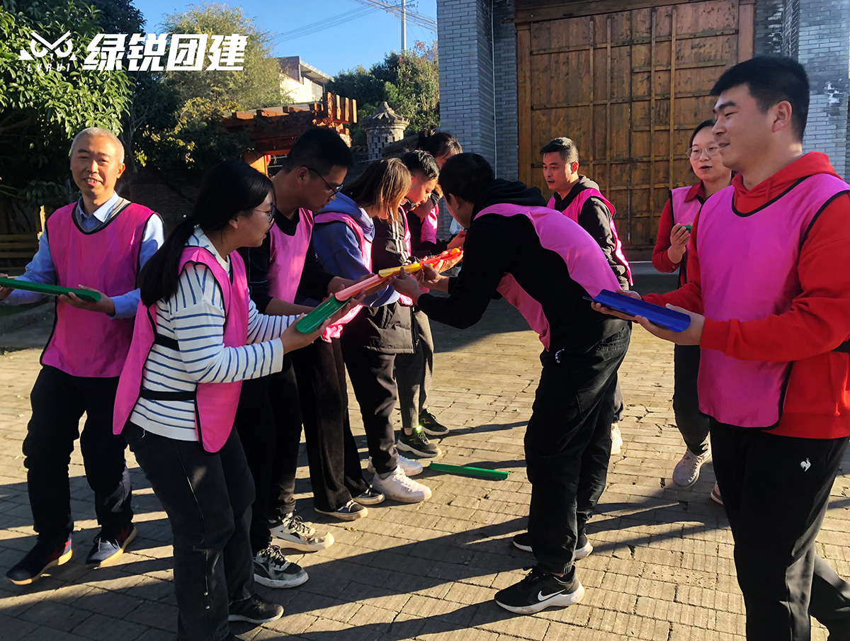 北京神州视翰、上海米健西安办事处--小五台团建
