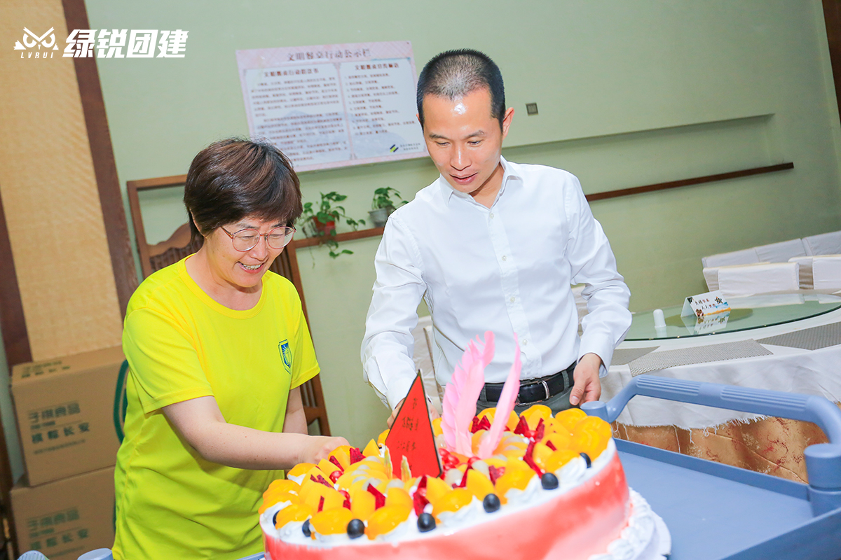 北京新高教--秦直道毅行徒步红色主题团建