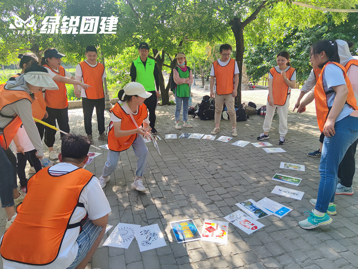 西安东方宏业科技--小五台户外徒步团建