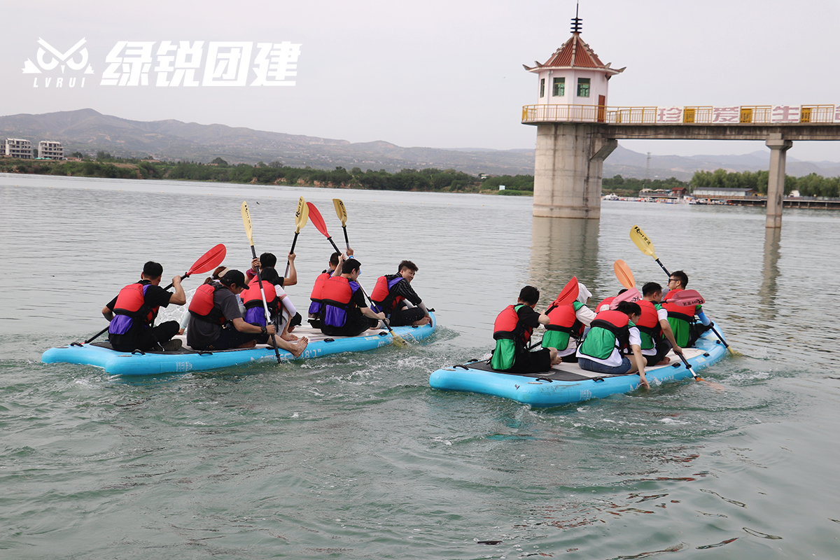 CoCo都可西安东区--水上皮划艇团建