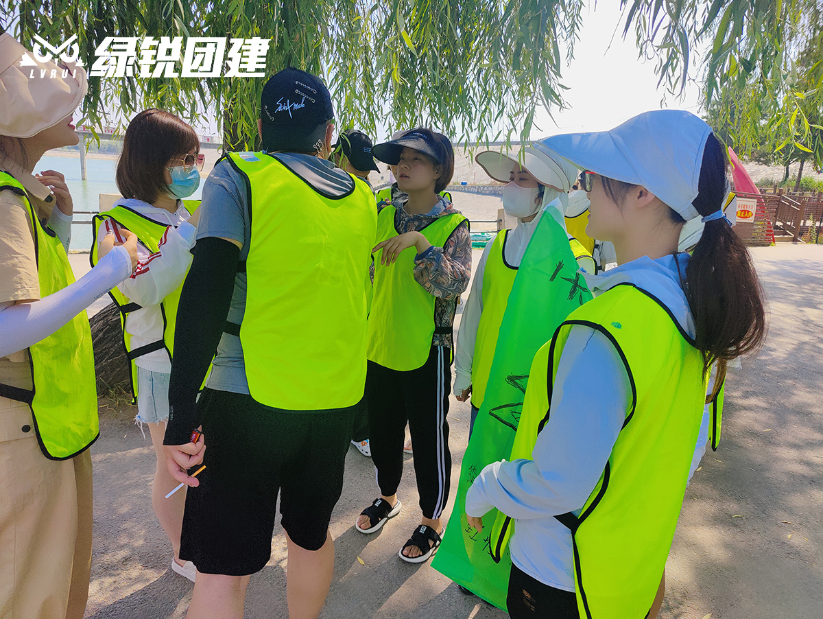 陕西中财--咸阳礼泉湖皮划艇+飞盘+篝火团建
