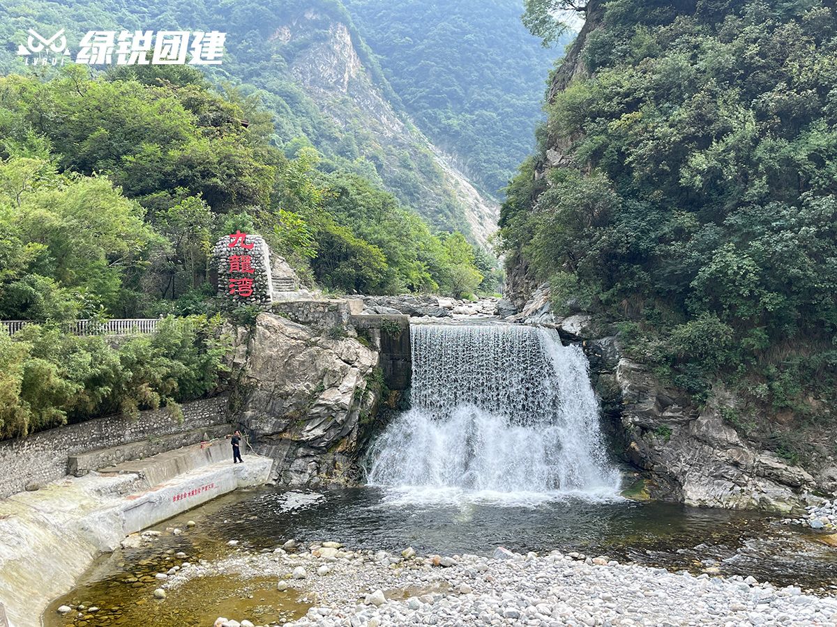 西诺稀贵--九龙湾团建拓展+旱地冰壶+篝火晚会+户外徒步