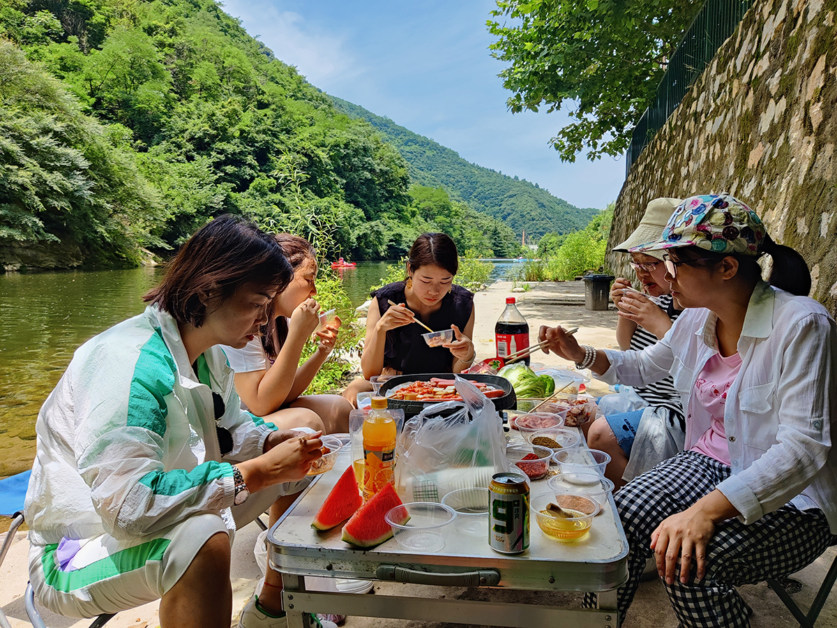 春游踏青团建
