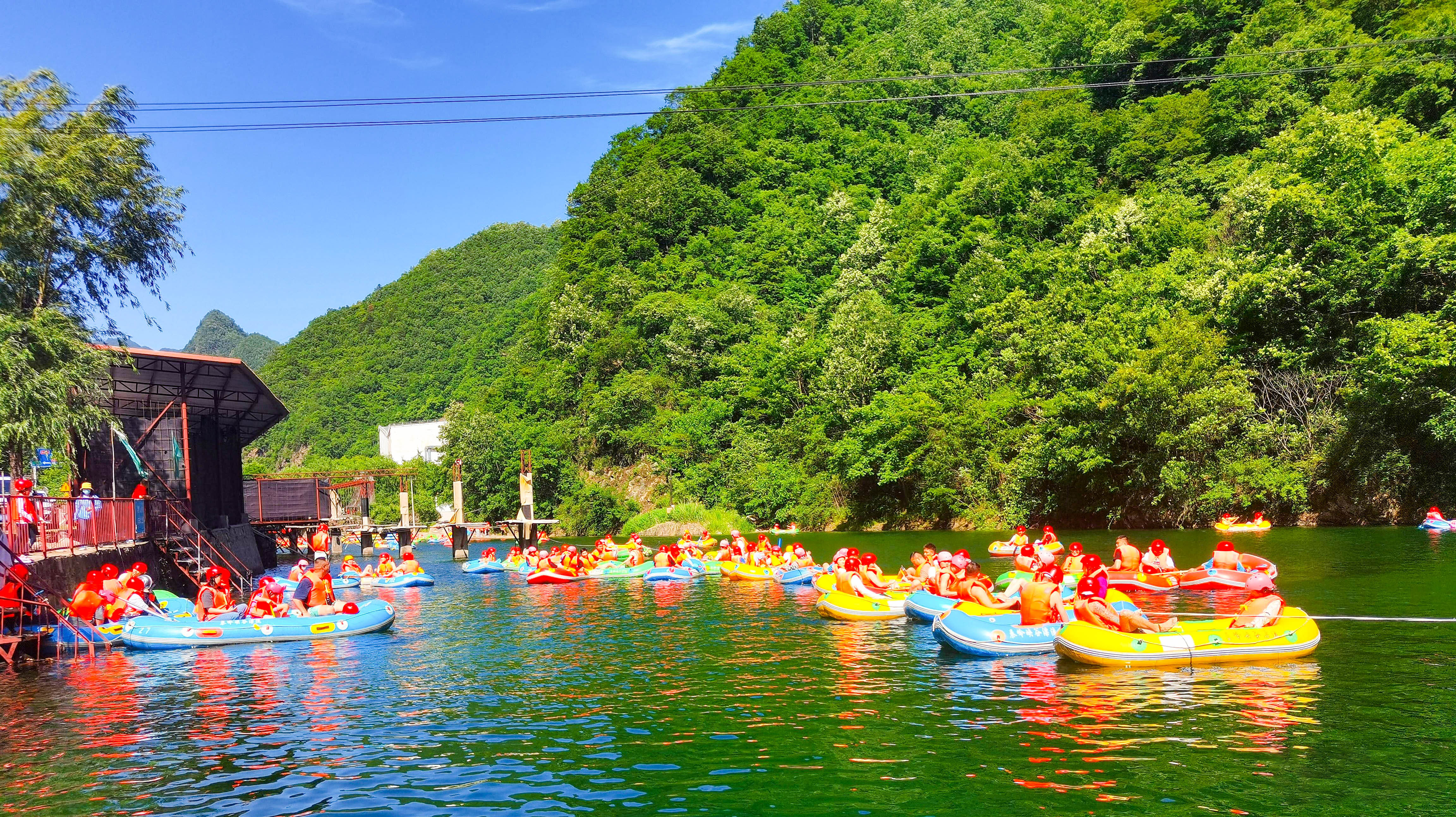 漂流团建--夏日漂流团建活动